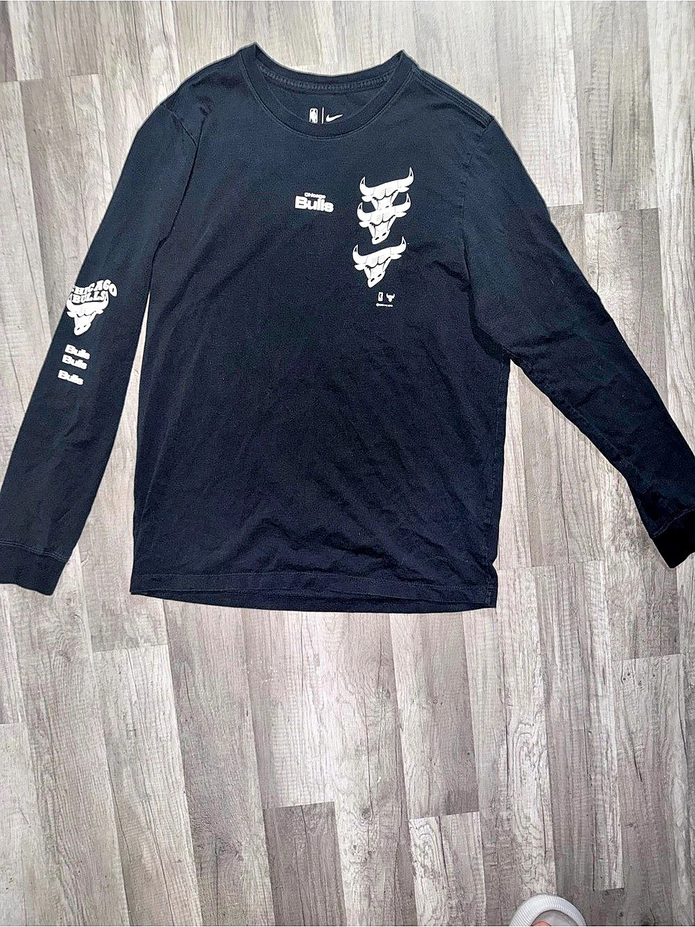 Nike Chicago Bulls Nike Courtside Multi-Logo Long Sleeve T-Shirt